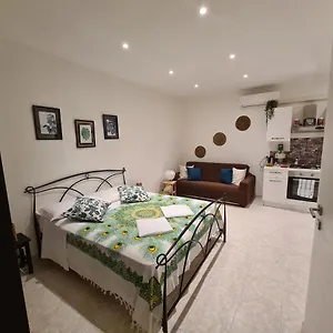 https://stella-genoa.hotelitalianriviera.com